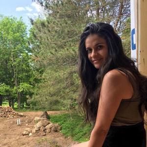 Meet your Posher, Andrée-anne